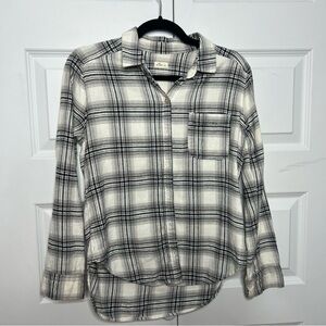 Hollister Plaid Flannel Button-Up Shirt | Size S | Black & Cream | 100% Cotton